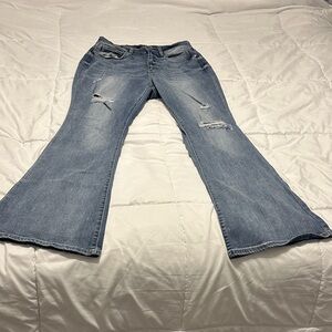 Judy Blue Distressed Flare Jeans in Light Blue